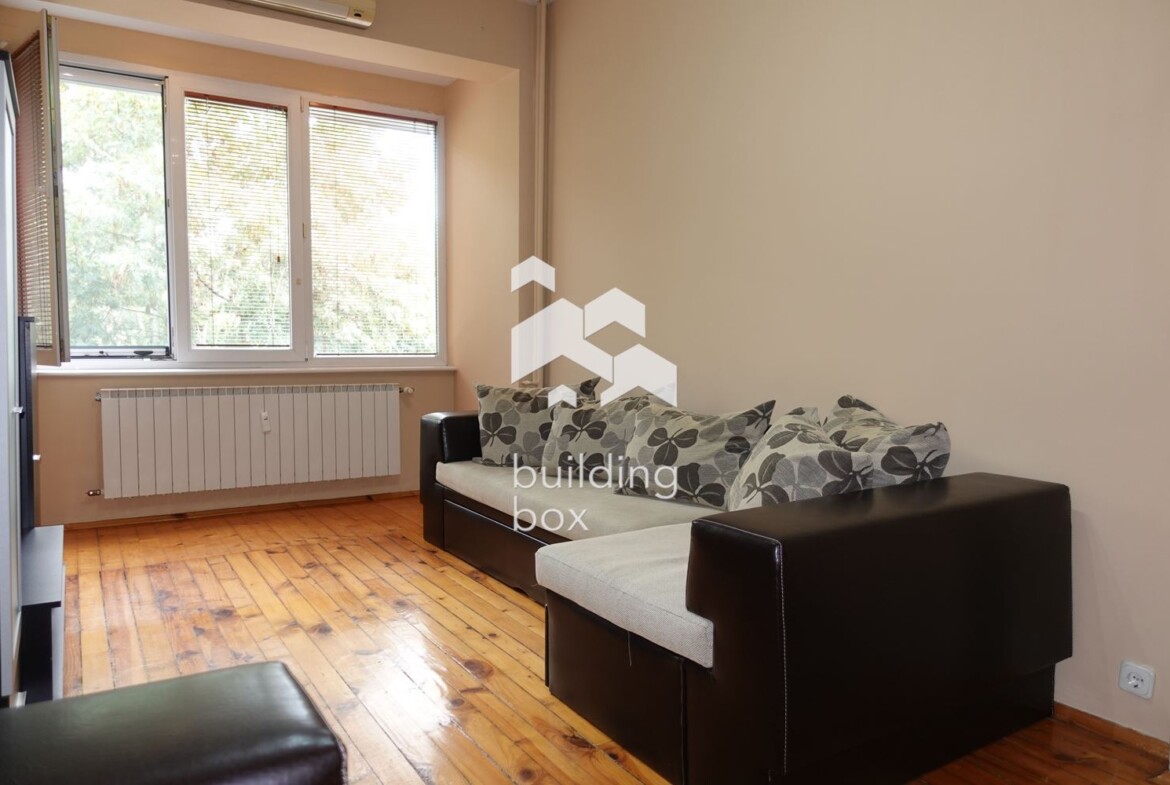 Продава се 2-стаен апартамент - Център - Обзаведен ! - 0