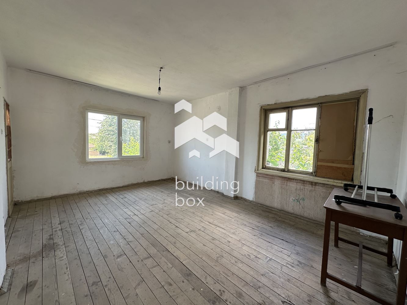 Двуетажна къща в с. Старосел! - 0