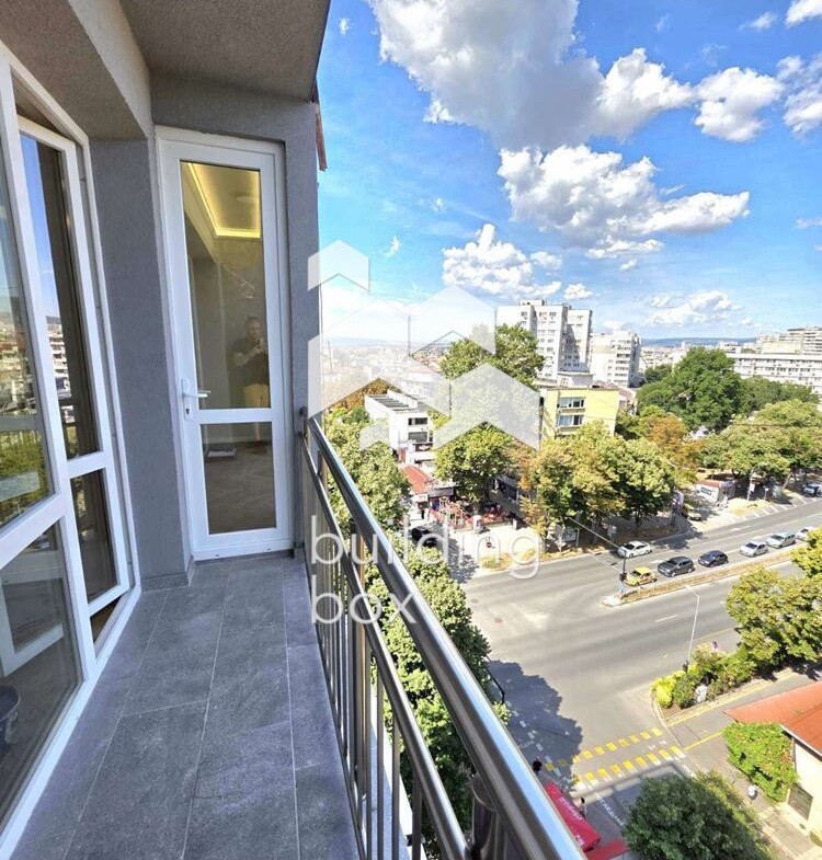 3-стаен - Варна, Зимно кино Тракия - 0