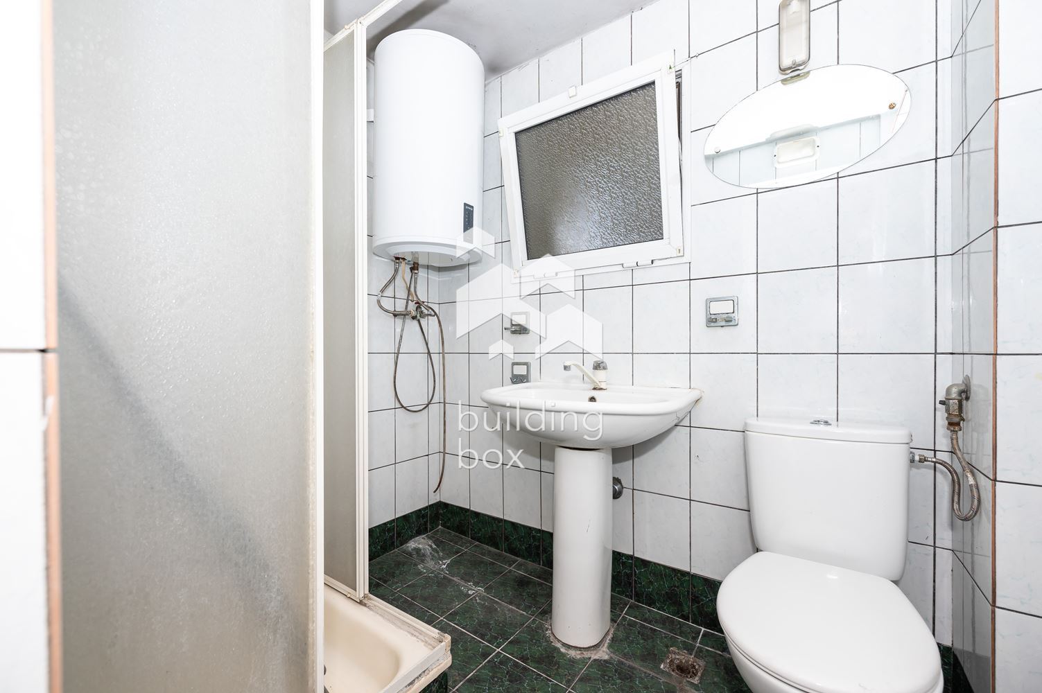 Два етажа от къща със самостоятелен вход в сърцето на град Пловдив - 0